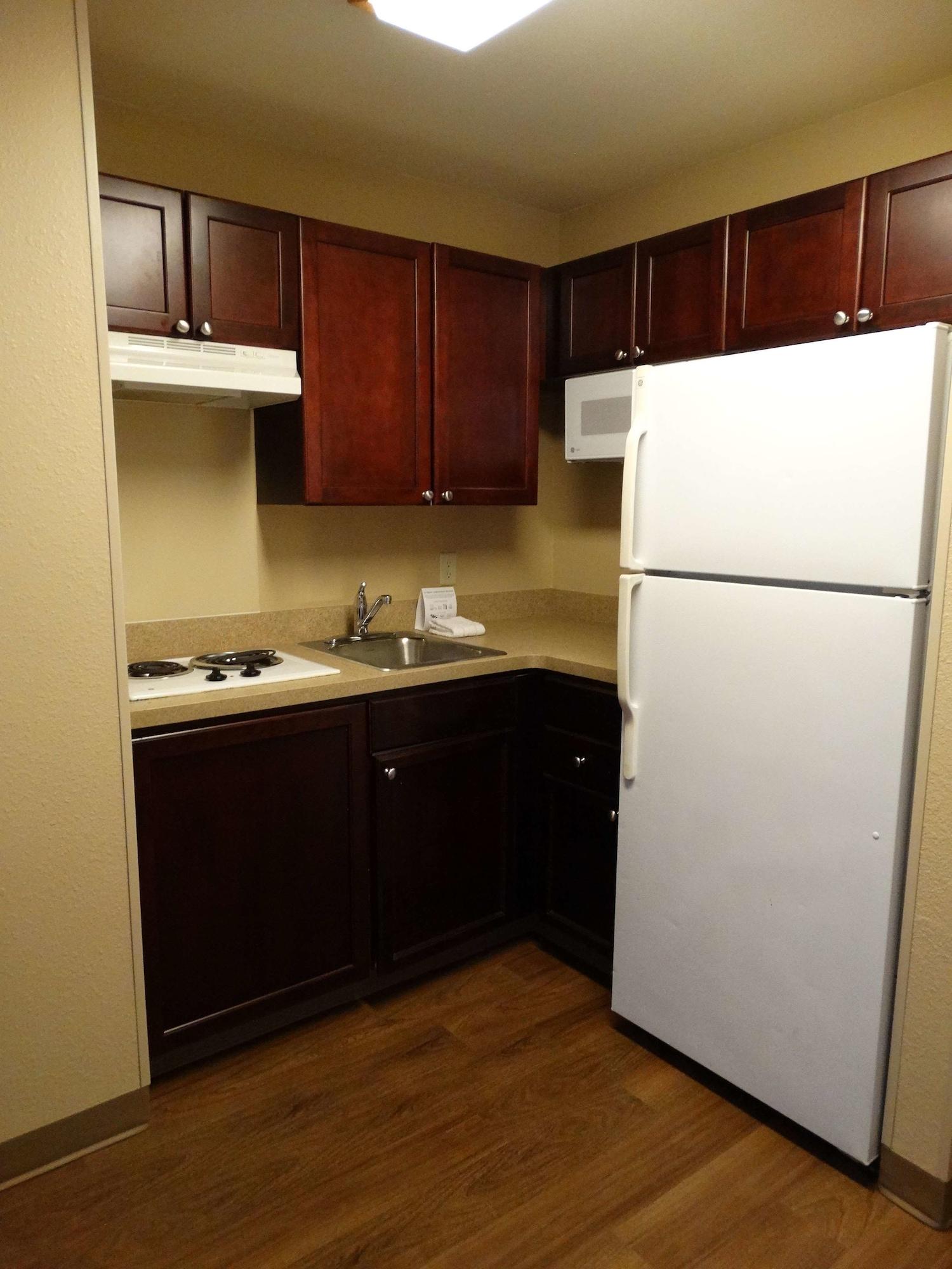 Extended Stay America Suites - Portland - Хилсборо Экстерьер фото