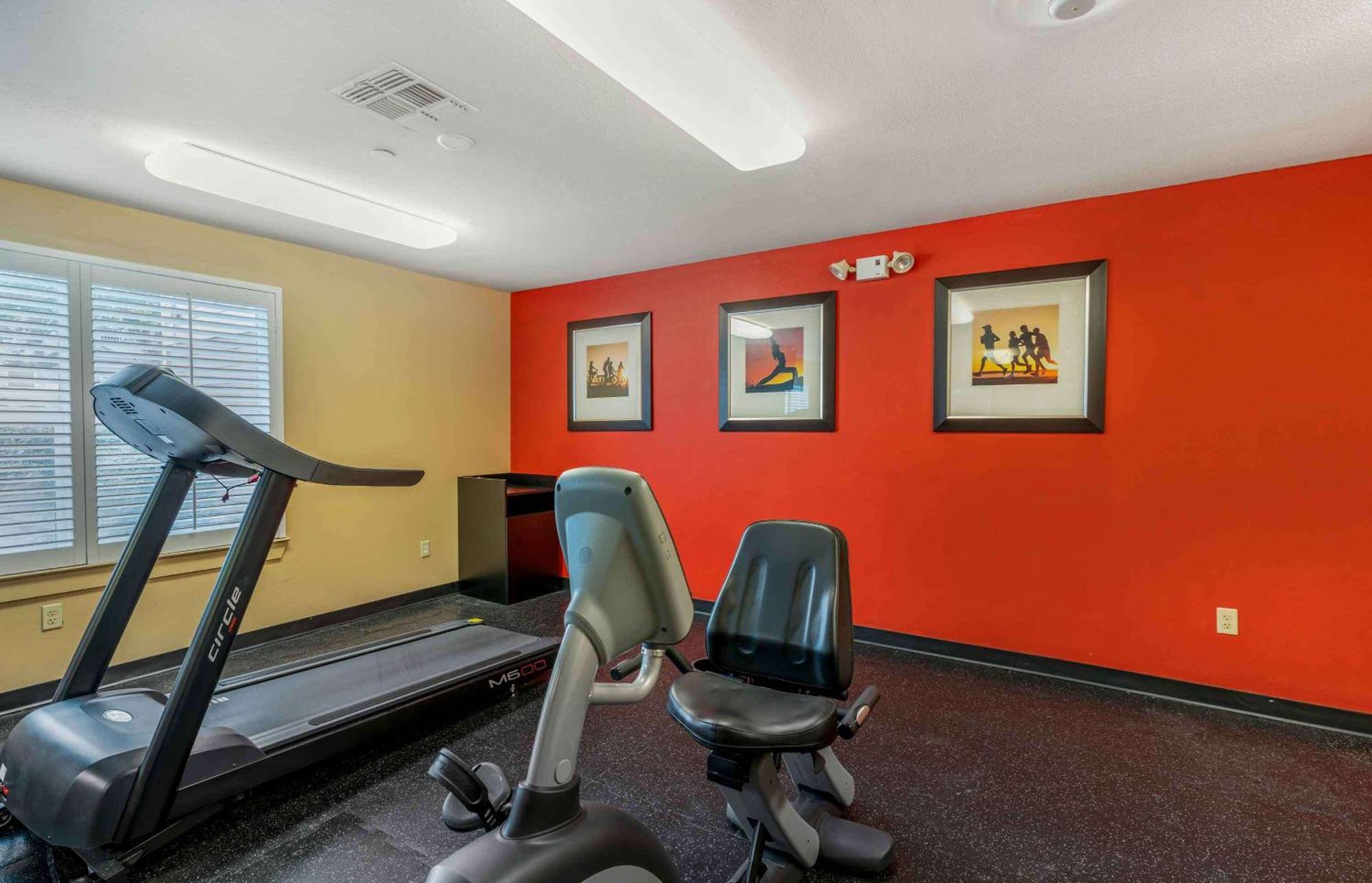 Extended Stay America Suites - Portland - Хилсборо Экстерьер фото
