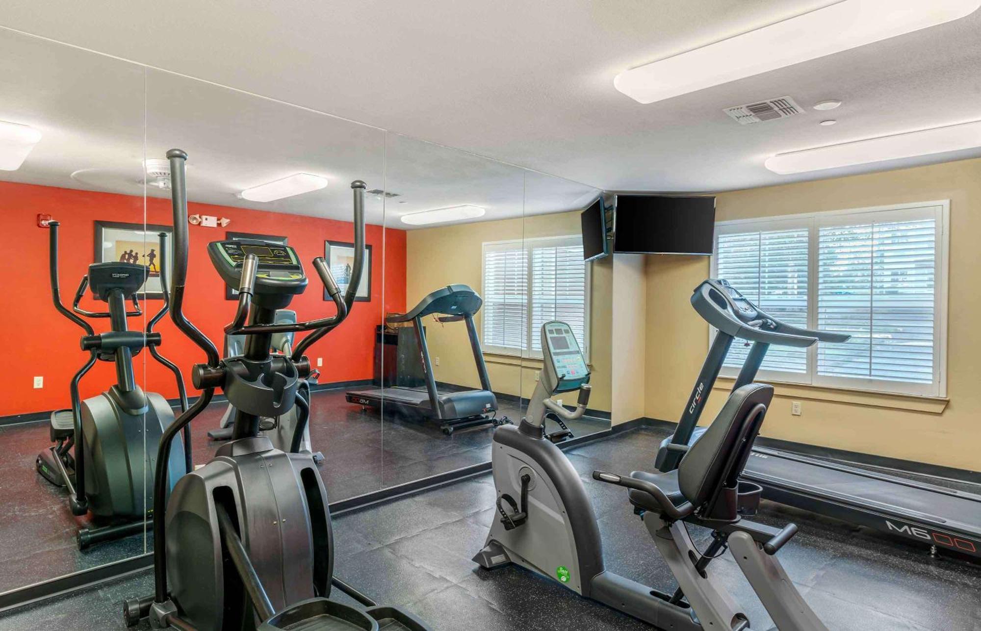 Extended Stay America Suites - Portland - Хилсборо Экстерьер фото