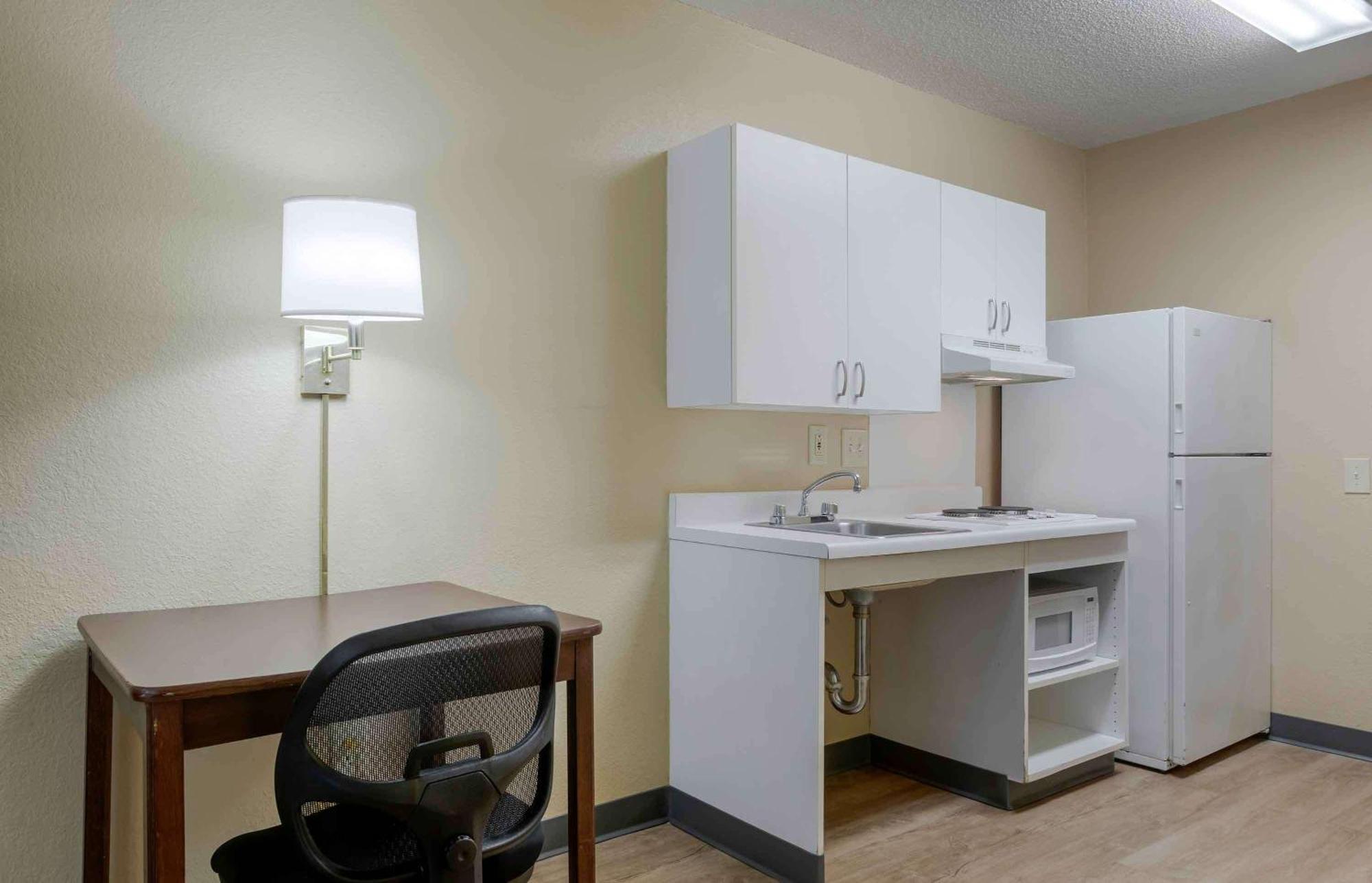 Extended Stay America Suites - Portland - Хилсборо Экстерьер фото